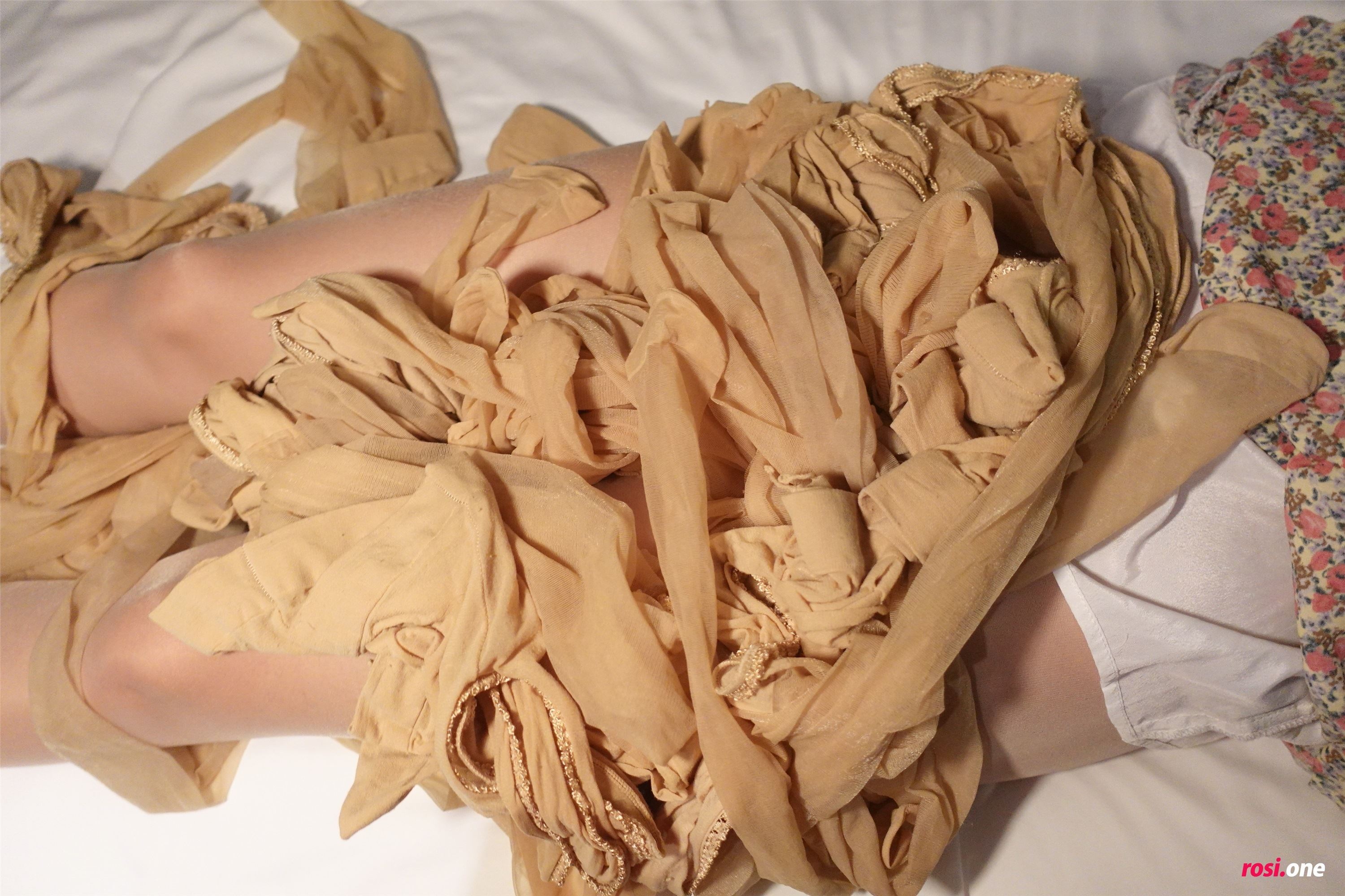 ROSI写真 2021.10.21 NO.3608